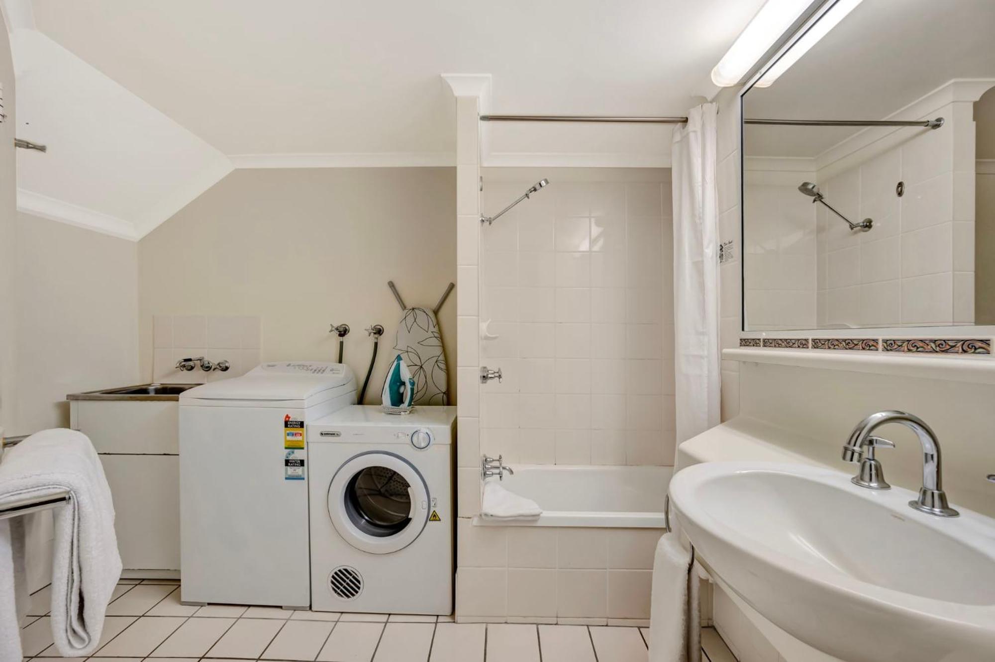 City Oasis Inn Townsville, Surestay Collection By BW Экстерьер фото