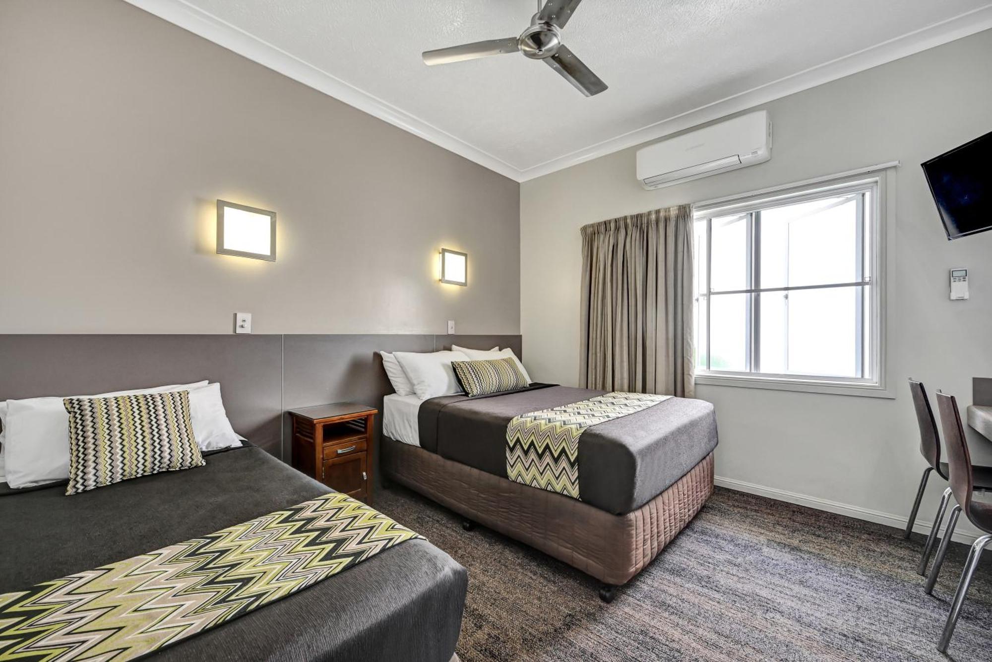 City Oasis Inn Townsville, Surestay Collection By BW Экстерьер фото